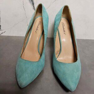 Breckelle size 11 Teal suede heels pre-owned
